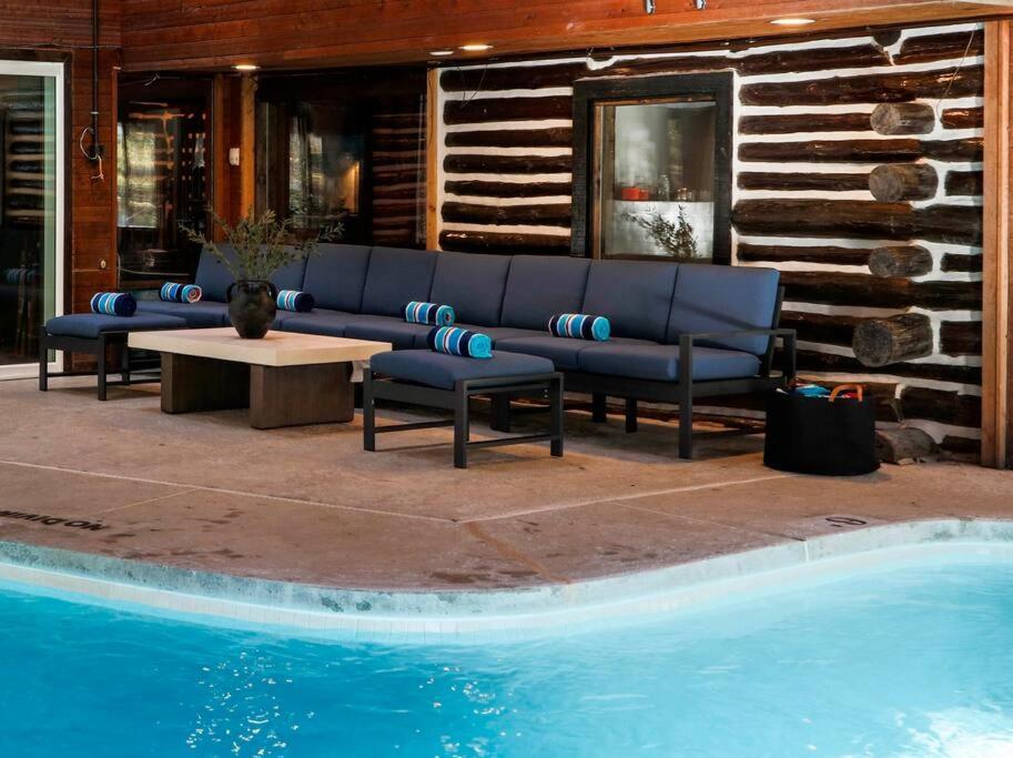 Poconos Pool Paradise Holiday home East Stroudsburg